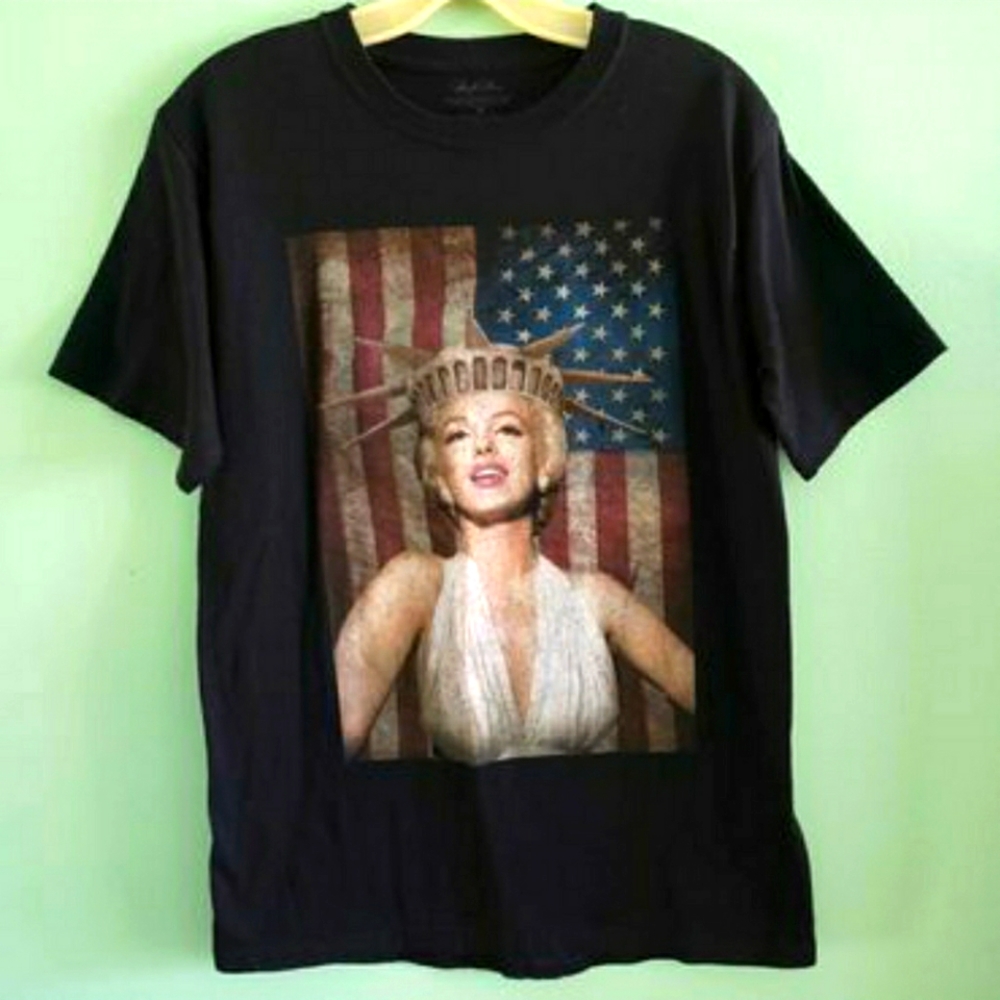 T-SHIRT - MARILYN MONROE  LIBERTY MR. PRESIDENT - LADIES SIZE MEDIUM - WORN ONCE